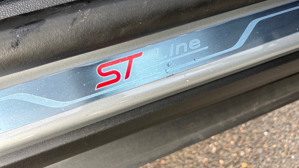 Used Ford Kuga 2025 for sale - 76873363: Photo 36