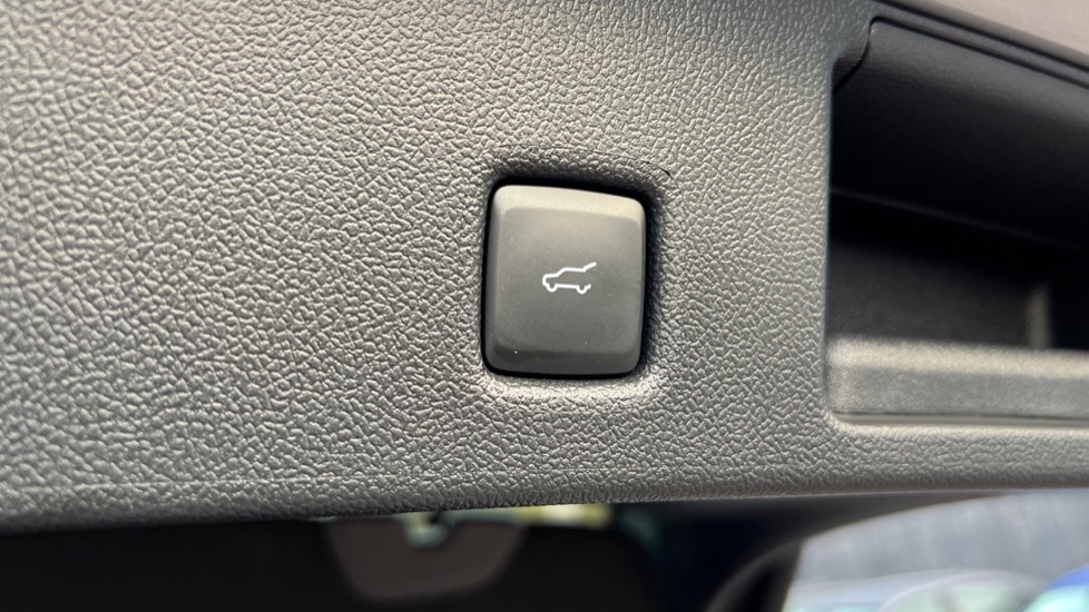 Used Ford Kuga 2025 for sale - 76873363: Photo 38