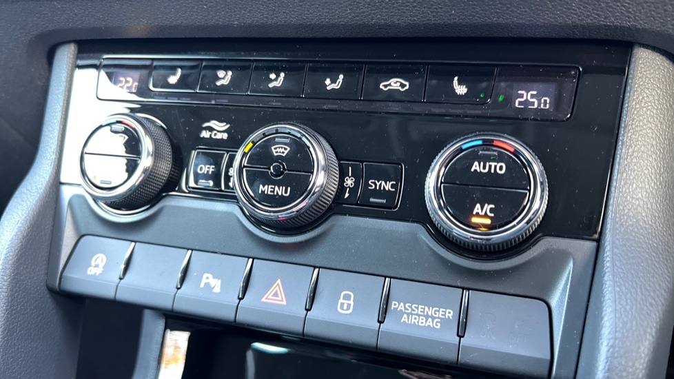 Used Skoda Karoq 2025 for sale - 76773096: Photo 52