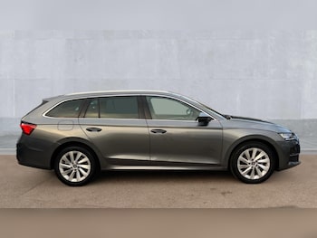 Used Skoda Octavia 2025 for sale - 76361925: Photo