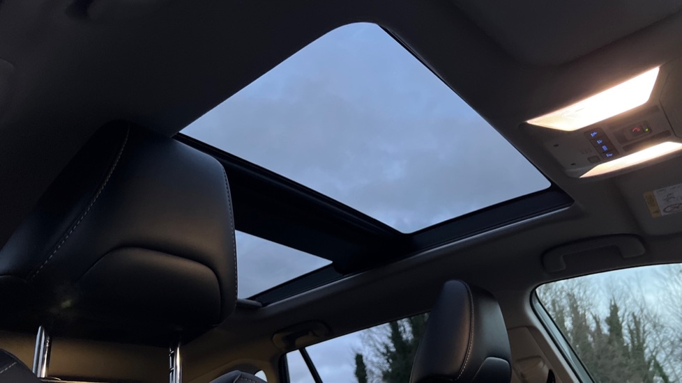 Used Toyota RAV4 2022 for sale - 76894822: Photo 31