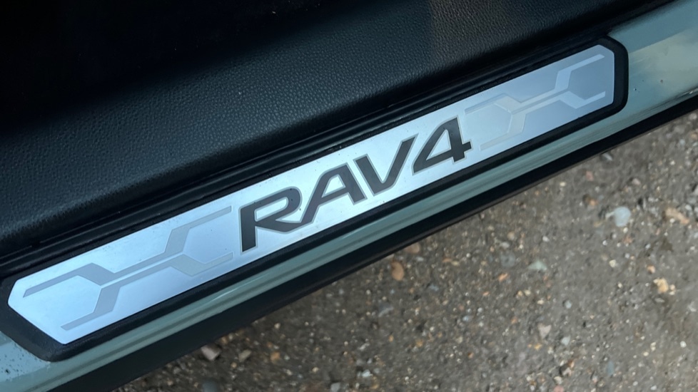 Used Toyota RAV4 2022 for sale - 76894822: Photo 37