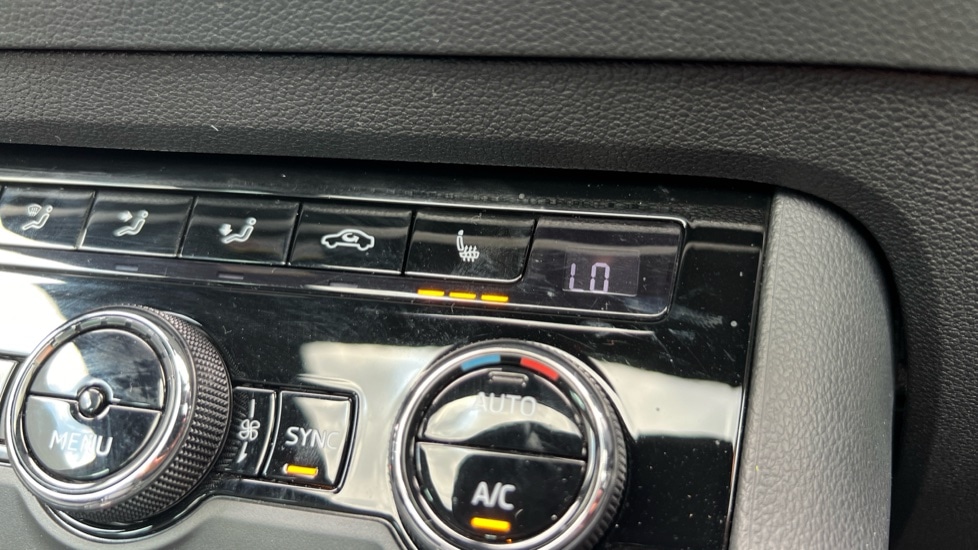 Used Skoda Karoq 2023 for sale - 76501359: Photo 33