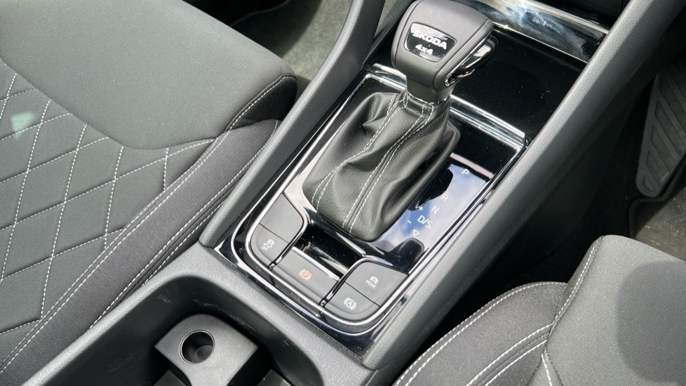 Used Skoda Karoq 2023 for sale - 76501359: Photo 35