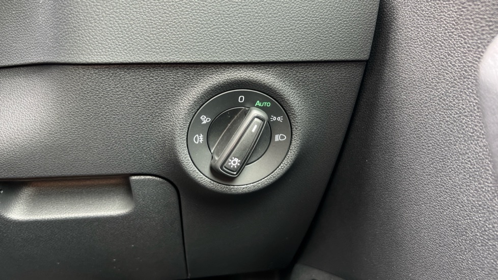 Used Skoda Karoq 2023 for sale - 76501359: Photo 41