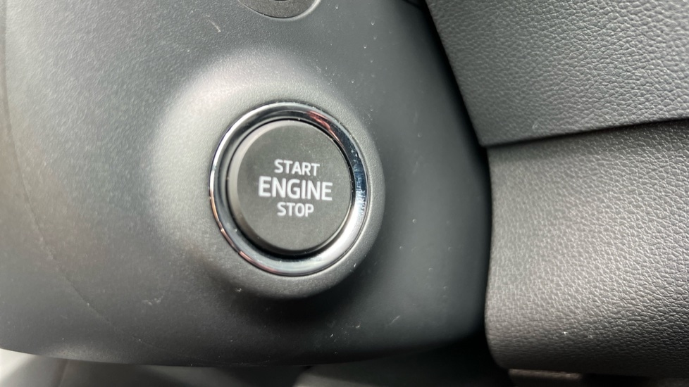 Used Skoda Karoq 2023 for sale - 76501359: Photo 42