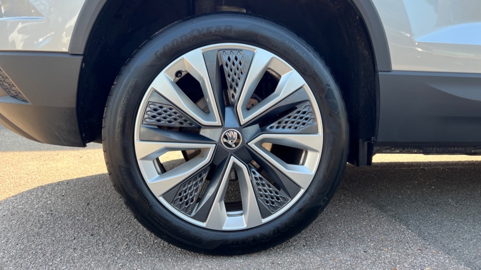 Used Skoda Karoq 2024 for sale - 76095920: Photo 5