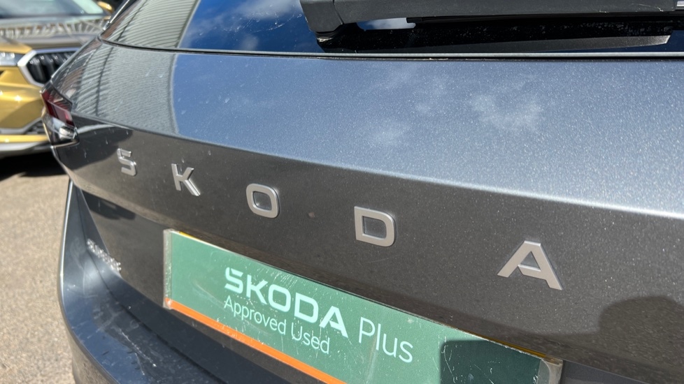 Used Skoda Superb 2024 for sale - 76328039: Photo 32