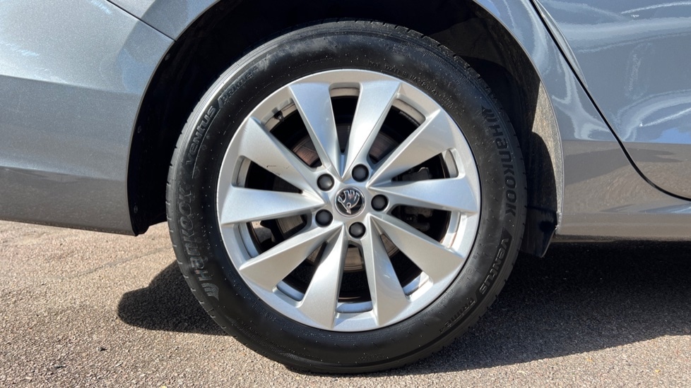 Used Skoda Superb 2024 for sale - 76328039: Photo 5