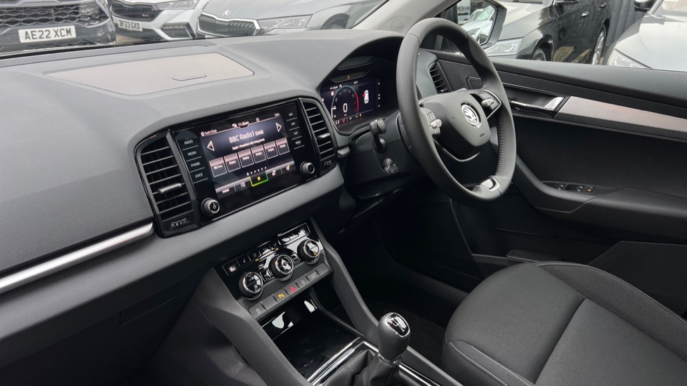 Used Skoda Karoq 2024 for sale - 76146006: Photo 2
