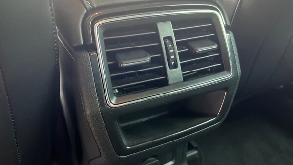 Used Skoda Karoq 2024 for sale - 76037748: Photo 37
