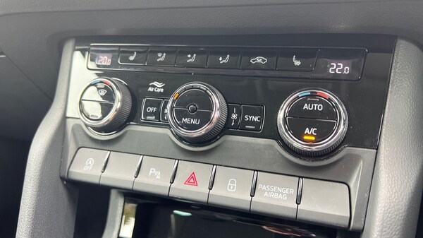 Used Skoda Karoq 2024 for sale - 76037748: Photo 52