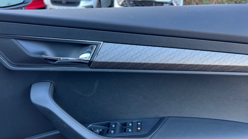 Used Skoda Karoq 2024 for sale - 76874294: Photo 48