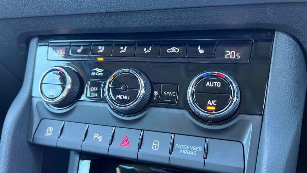 Used Skoda Karoq 2024 for sale - 76874294: Photo 49