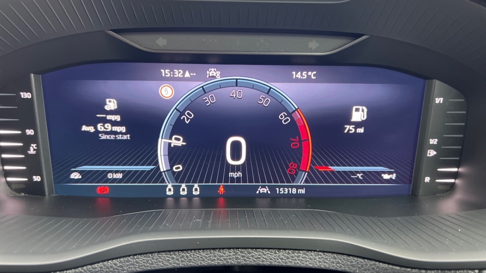 Used Skoda Karoq 2025 for sale - 76870521: Photo 14