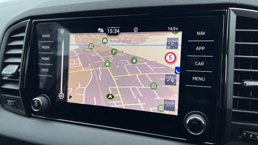 Used Skoda Karoq 2025 for sale - 76870521: Photo 21