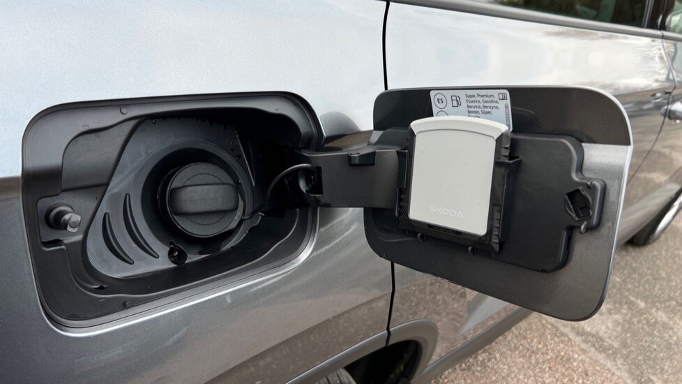 Used Skoda Karoq 2025 for sale - 76870521: Photo 29