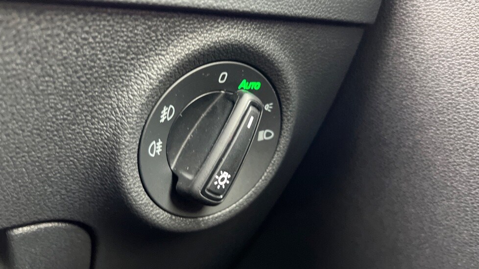 Used Skoda Karoq 2025 for sale - 76870521: Photo 47