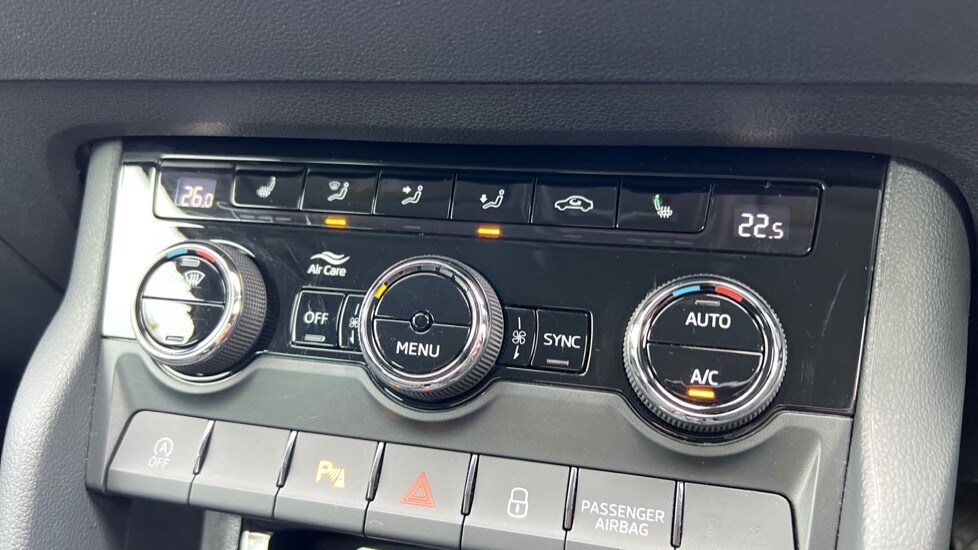 Used Skoda Karoq 2025 for sale - 76870521: Photo 48