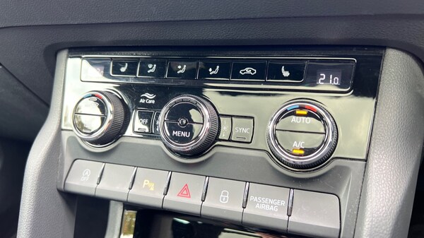 Used Skoda Karoq 2022 for sale - 76074583: Photo 53
