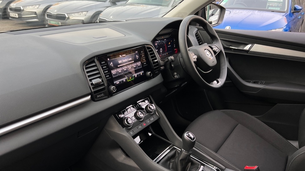 Used Skoda Karoq 2024 for sale - 76869274: Photo 2
