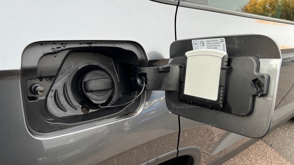 Used Skoda Karoq 2024 for sale - 76869274: Photo 29