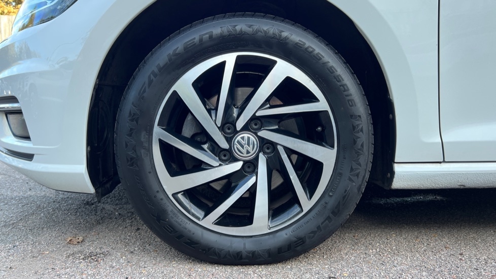 Used Volkswagen Golf 2020 for sale - 76180180: Photo 17