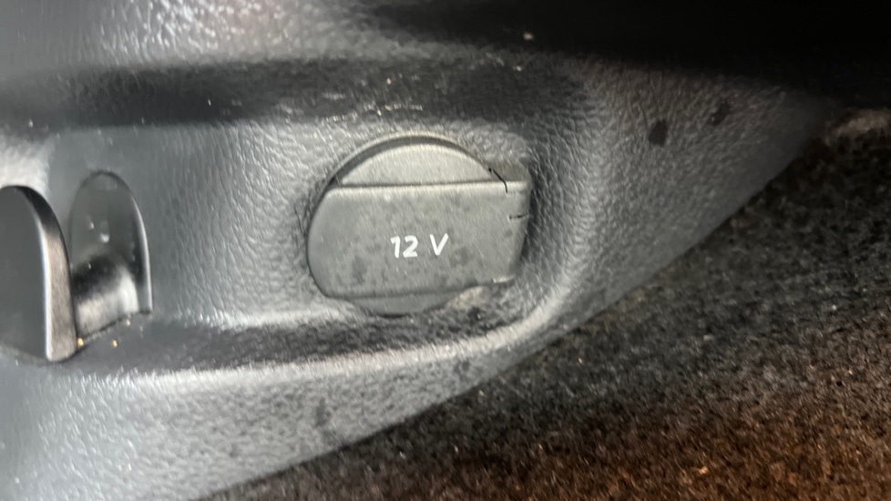 Used Volkswagen Golf 2020 for sale - 76180180: Photo 37