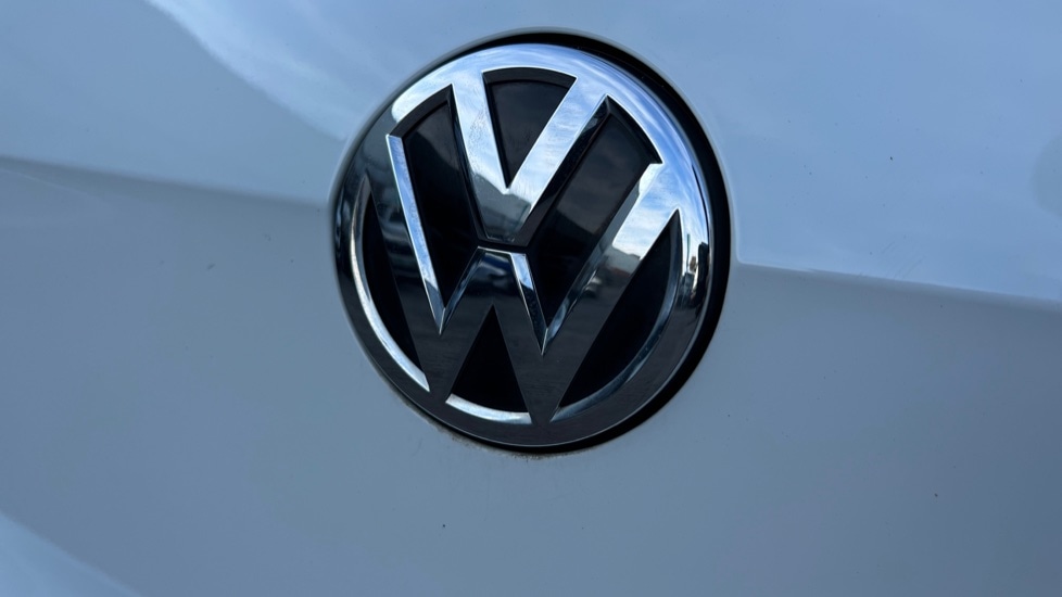 Used Volkswagen Golf 2020 for sale - 76180180: Photo 38