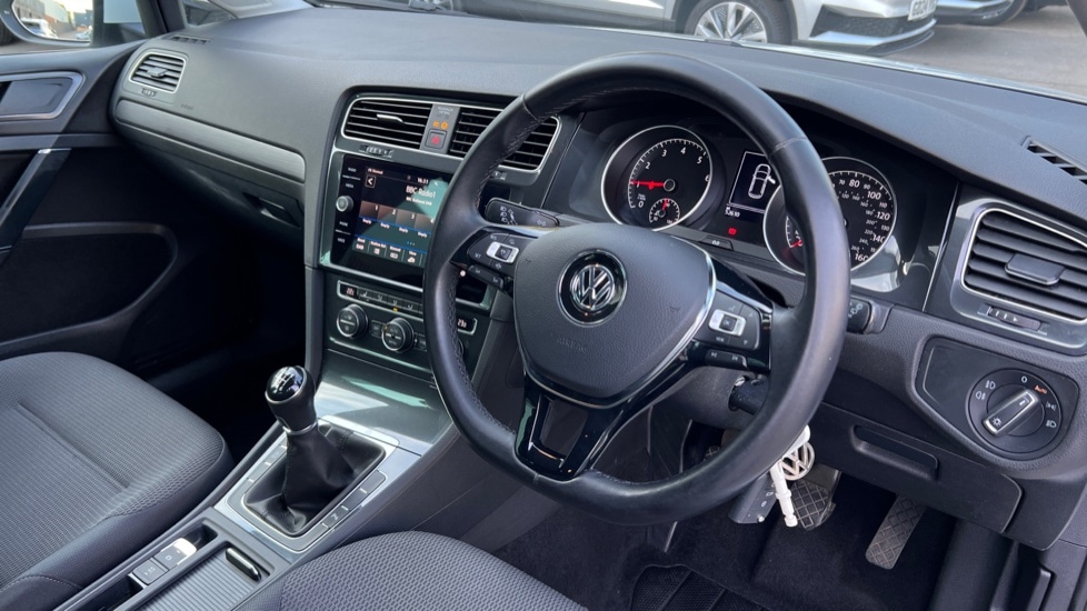 Used Volkswagen Golf 2020 for sale - 76180180: Photo 9