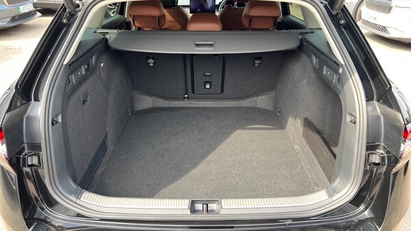 Used Skoda Superb 2024 for sale - 75682844: Photo 16