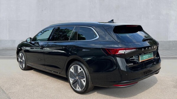 Used Skoda Superb 2024 for sale - 75682844: Photo 3