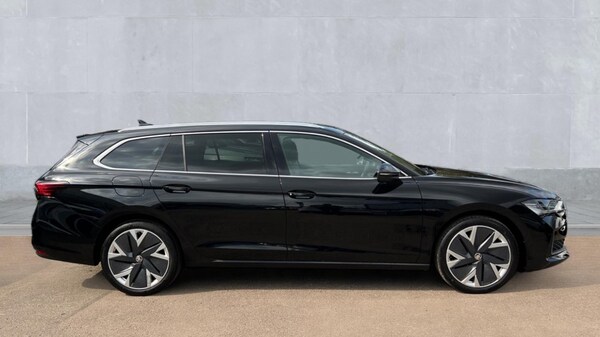Used Skoda Superb 2024 for sale - 75682844: Photo 4
