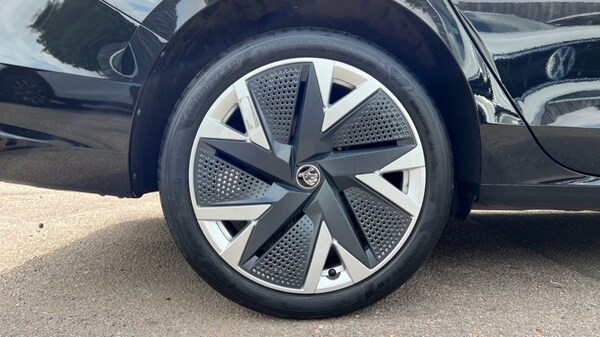 Used Skoda Superb 2024 for sale - 75682844: Photo 5