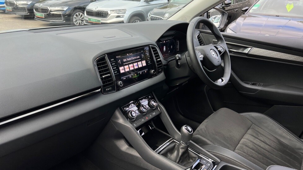 Used Skoda Karoq 2024 for sale - 75829148: Photo 2