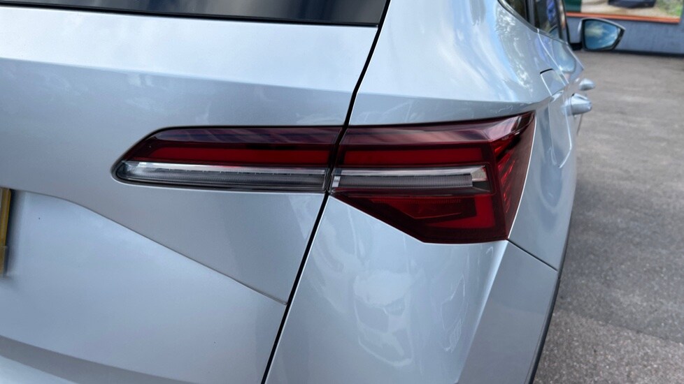 Used Skoda Karoq 2024 for sale - 75829148: Photo 34