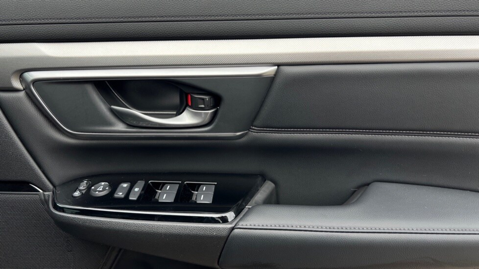 Used Honda CR-V 2022 for sale - 76033803: Photo 30