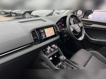 Used Skoda Karoq 2025 for sale - 76124296: Photo 2