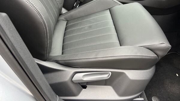 Used Skoda Karoq 2025 for sale - 76124296: Photo 49