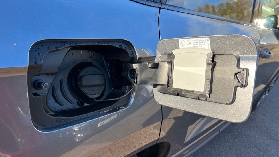 Used Skoda Karoq 2024 for sale - 76873341: Photo 29