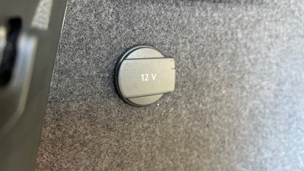 Used Skoda Karoq 2024 for sale - 76873341: Photo 30