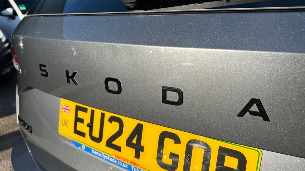 Used Skoda Karoq 2024 for sale - 76873341: Photo 32