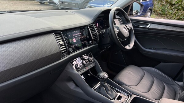Used Skoda Kodiaq 2024 for sale - 76074319: Photo 2
