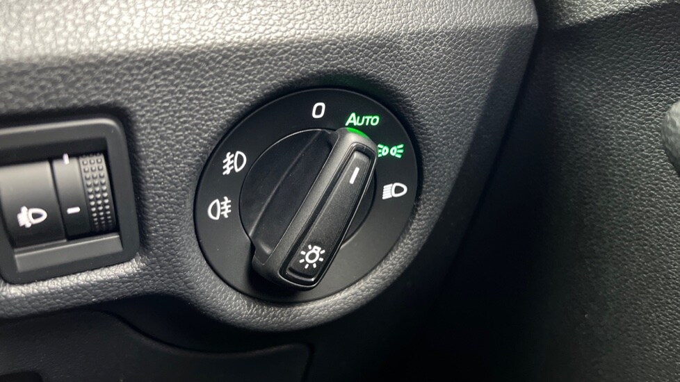 Used Skoda Kamiq 2025 for sale - 76112283: Photo 45