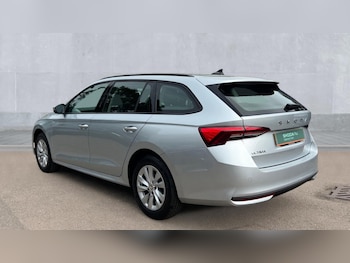 Used Skoda Octavia 2024 for sale - 75468116: Photo