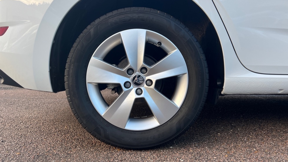 Used Skoda Scala 2023 for sale - 76921752: Photo 5