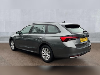 Used Skoda Octavia 2024 for sale - 76872463: Photo