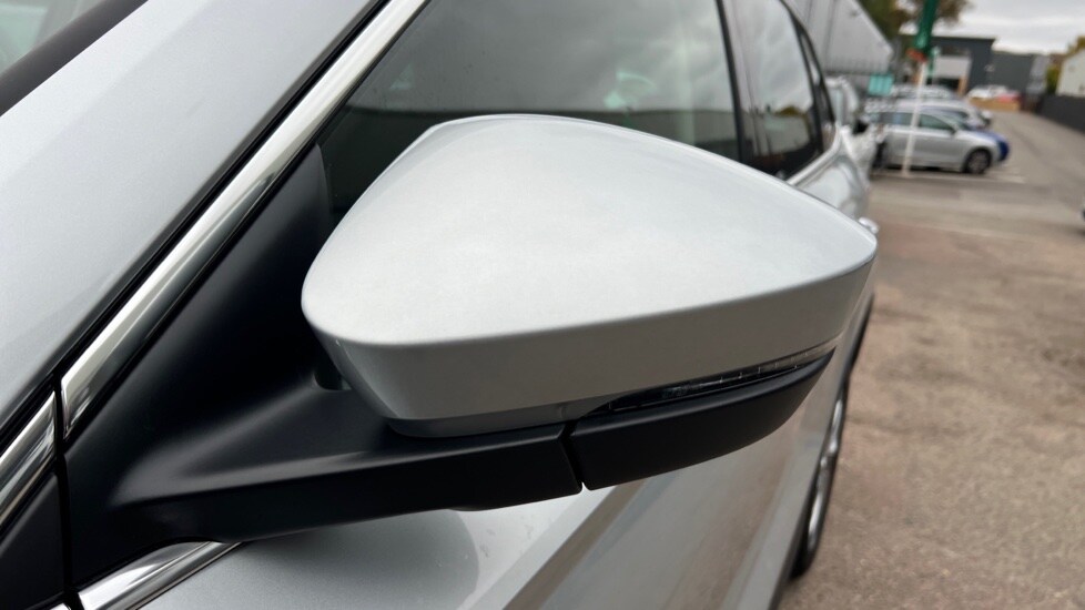 Used Skoda Karoq 2025 for sale - 76871570: Photo 48