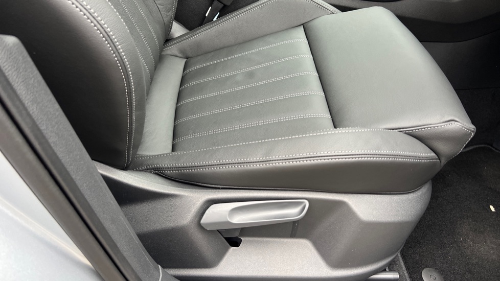 Used Skoda Karoq 2025 for sale - 76871570: Photo 49