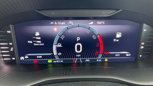 Used Skoda Karoq 2025 for sale - 75467171: Photo 14